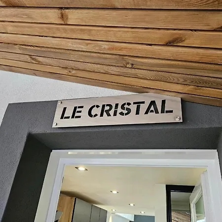 Le Cristal Inclus Petitdéjeuner * Eloyes